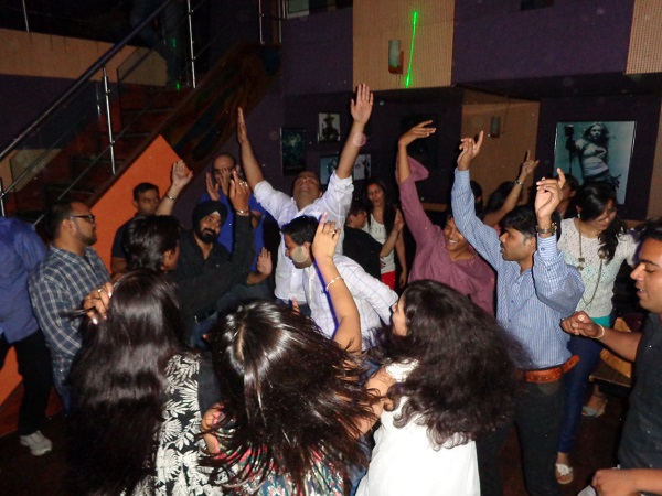 7 Types of People You See In An Office New Year Party